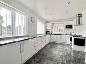 Photo 20- click for photo gallery